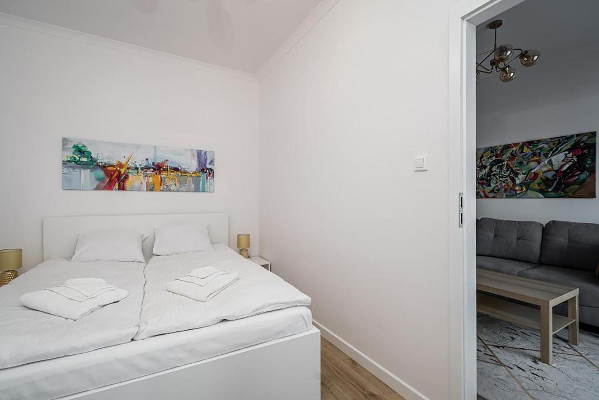 Golden Residence Apartment Krasków Eksteriør bilde