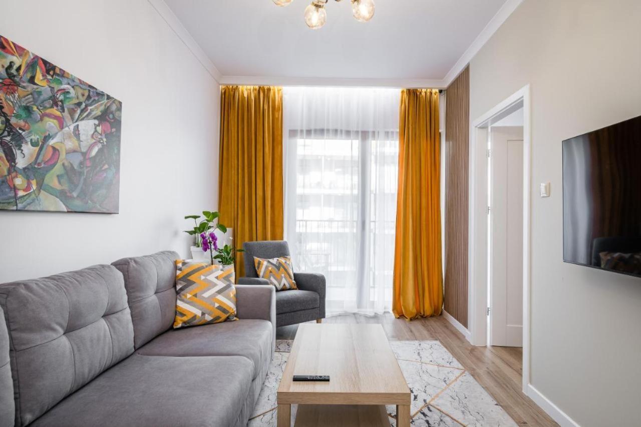 Golden Residence Apartment Krasków Eksteriør bilde