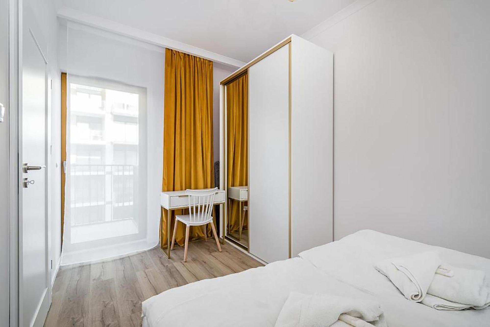 Golden Residence Apartment Krasków Eksteriør bilde